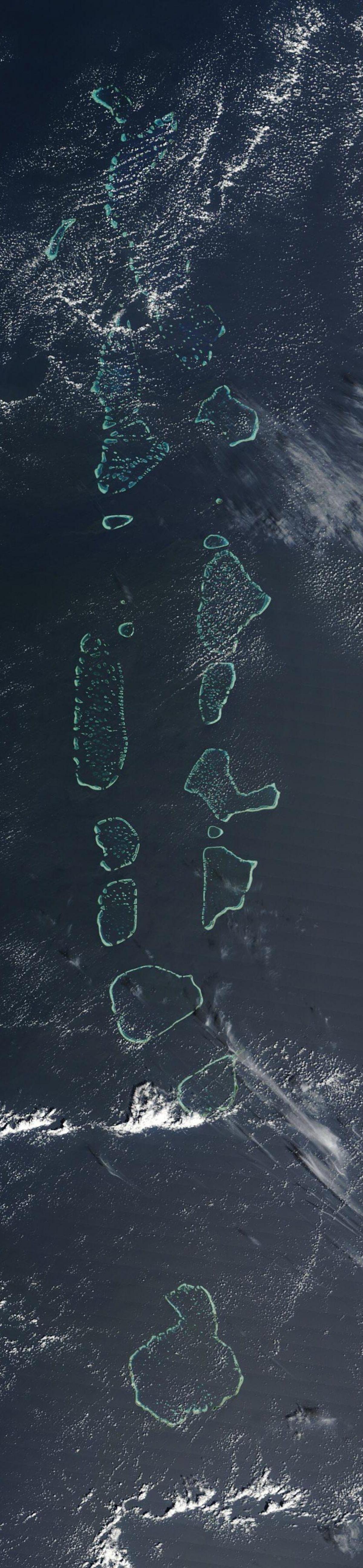 karte maldīvu salas satelītu