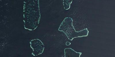 Karte maldīvu salas satelītu